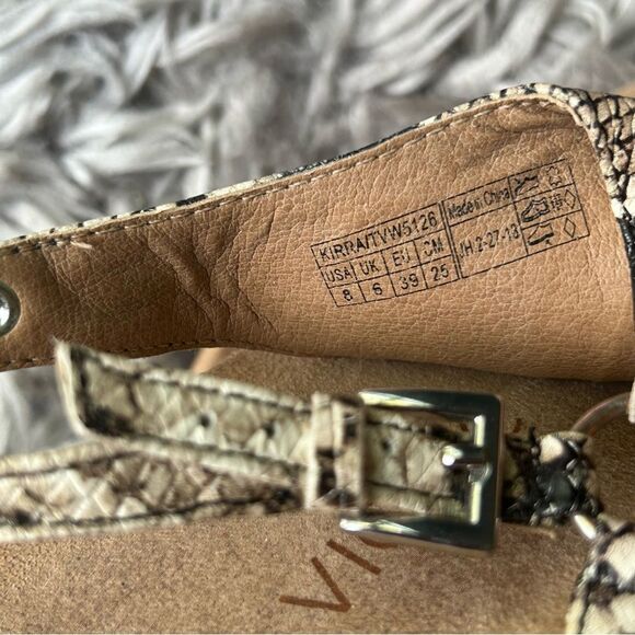 Vionic Kirra snake print leather slingback thong sandals women’s shoe size 8 - Picture 9 of 9